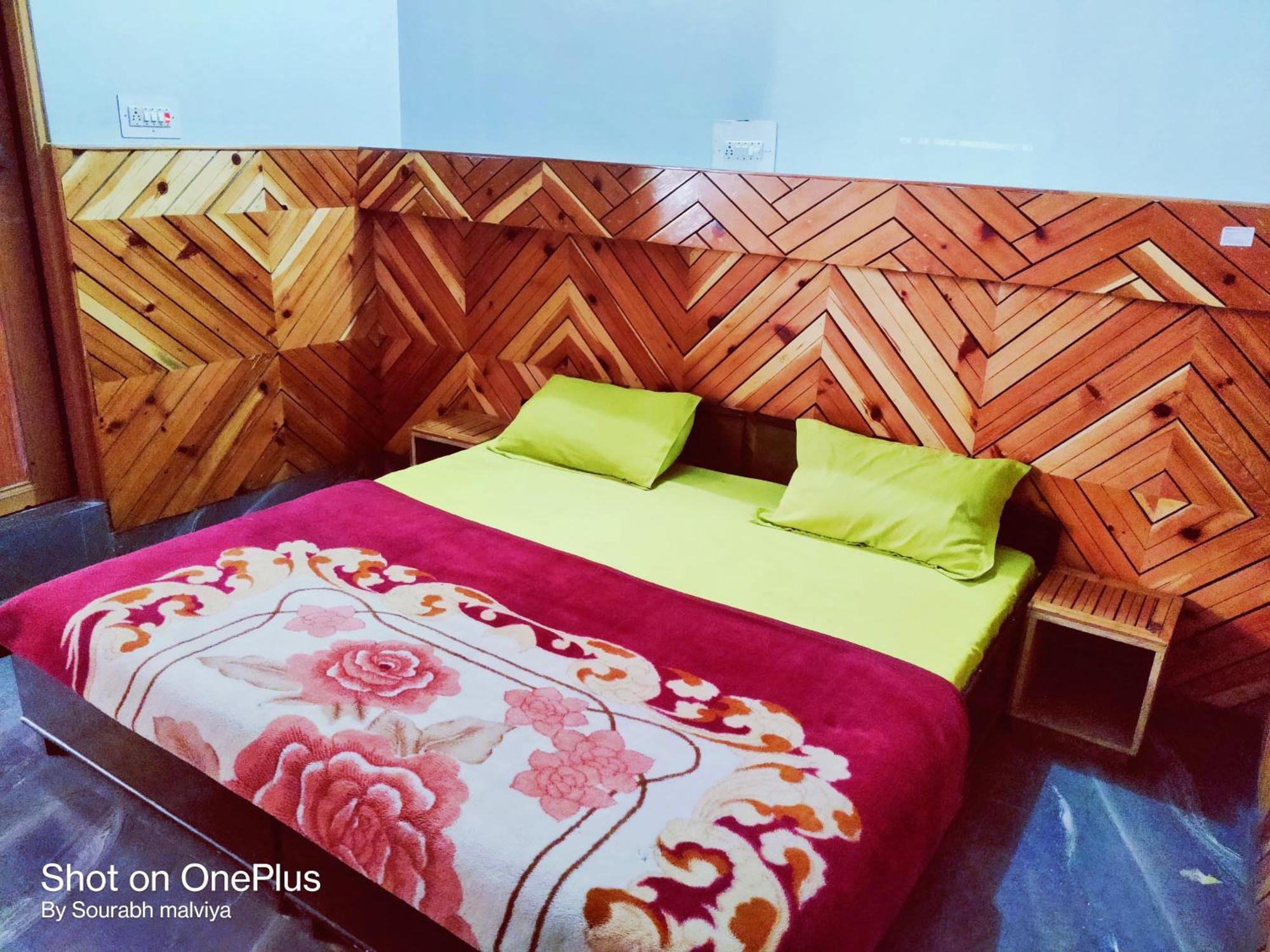 Chalo Chhalal Hotel & Cafe Kasol Zewnętrze zdjęcie